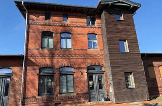 Haus kaufen in 99869 Friedrichswerth, Friedrichswerth - Denkmalgeschützter Bahnhof mit Charakter - hochwertig saniert und vielseitig nutzbar