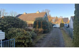 Doppelhaushälfte kaufen in 22926 Ahrensburg, Ahrensburg - Klassische DHH mit Vollkeller und Garage in ruhiger Sackgassenlage von Ahrensburg