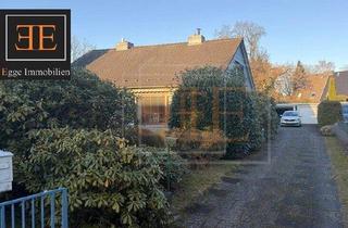 Doppelhaushälfte kaufen in 22926 Ahrensburg, Ahrensburg - Klassische DHH mit Vollkeller und Garage in ruhiger Sackgassenlage von Ahrensburg