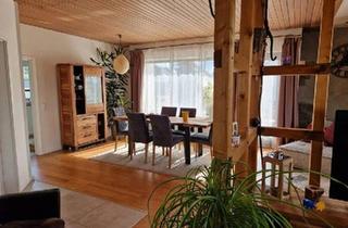 Wohnung kaufen in 60489 Frankfurt, Frankfurt am Main - Bezugsfrei von privat: Helle Dachgeschoss-Maisonette Wohnung