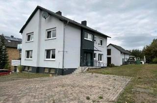 Haus kaufen in 31737 Rinteln, Rinteln - Zweifamilienhaus in exten Saniert