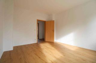 Wohnung kaufen in 04720 Döbeln, *Bezugsfrei!* Renovierte 3-Zimmer Wohnung mit Stellplatz