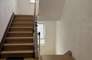 Wohnung kaufen in 44579 Castrop-Rauxel, Attraktive 2-Zimmer-Wohnung in liebevoll restauriertem Altbau – perfekte Kapitalanlage