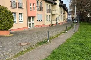 Wohnung kaufen in Disternicher Torwall 12, 53879 Euskirchen, Helle 2-Zimmer-Wohnung mit Balkon im 2. OG in Euskirchen