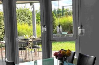 Wohnung kaufen in 74379 Ingersheim, Haus-im-Haus-Konzept: Attraktives Wohnen auf 2 Ebenen, Terrasse, Garten, 2-4 Garagen in Ingersheim