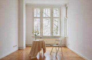 Wohnung kaufen in Kiefholzstrasse 12, 12435 Berlin, ⭐⭐⭐ Charmante , Großzügige 2-Zimmer-Altbauwohnung und Aufzug, ruhig & im Kungerkiez´s !