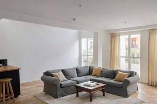 Wohnung kaufen in Henriette-Lustig-Straße 13, 12555 Köpenick, Stilvolle 4-Zimmer-Denkmalwohnung mit Galerie & Spree-Nähe in Berlin-Köpenick