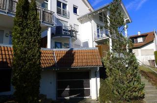 Wohnung kaufen in 73066 Uhingen, Traumhafte Aussicht mit großem Balkon und zusätzlicher kleiner Terrasse