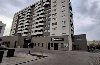 Wohnung mieten in Falkenberger Chaussee 99, 13059 Neu-Hohenschönhausen, Voll möblierte 2-Zimmer-Wohnung mit Balkon & Homeoffice | All-Inclusive (Internet & Strom