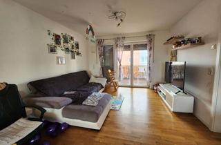 Wohnung mieten in Landshuter Straße 90, 93053 Kasernenviertel, Helle 3,5-Zimmer Wohnung mit Balkon im 2. OG in Landhsuter Str., Regensburg-Kasernenviertel