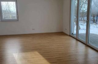 Wohnung mieten in Dreifelderweg, 14641 Nauen, Barrierefreie 2-Zimmer-Erdgeschosswohnung mit Terrasse in Nauen