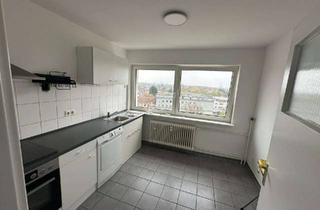 Wohnung mieten in 38226 Lebenstedt, *Neu renoviert, Einbauküche und teil möbliert* 3-Zi-Whg mit toller Aussicht in Lebenstedt!