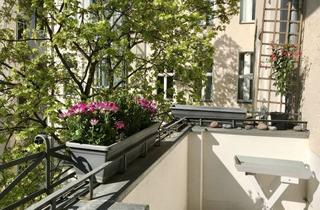 Wohnung mieten in Sigmaringer Strasse 8A, 10713 Wilmersdorf, Sonniges, möbliertes Refugium mit Balkon und Altbaucharme/Sunny furnished Altbau Flat