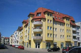 Wohnung mieten in Uhlandstraße 11, 39108 Stadtfeld Ost, Schöne 3-Raum-Whg. mit Balkon in Stadtfeld - WE 02