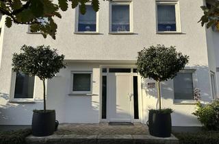 Einfamilienhaus kaufen in 61440 Oberursel, Gepflegtes Einfamilienhaus mit großem Garten provisionsfrei vom Eigentümer