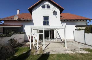 Haus kaufen in 15537 Gosen-Neu Zittau, Ihr neues Zuhause: Lichtdurchflutetes Reihenmittelhaus mit Galerie und Gartenidylle *EBK*Carport*