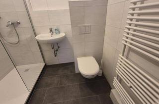 Wohnung mieten in Oberhaßlauer Straße 10, 08112 Wilkau-Haßlau, + + + 2,0-Zimmerwohnung mit Traumbad und Balkon! + + +