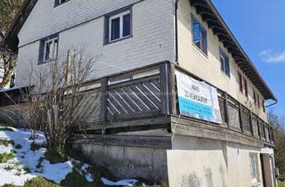 Haus kaufen in Urachtalstr. 18, 78147 Vöhrenbach, 1-2 Familienwohnhaus - Naturidylle garantiert!