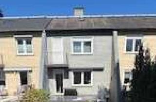 Reihenhaus kaufen in Riesengebirgsstraße 74d, 47445 Moers, Ein freundliches Reihenhaus mit sonnigen Garten für die Familie
