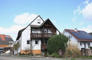 Doppelhaushälfte kaufen in 79312 Emmendingen, Historische Doppelhaushälfte mit zwei Wohneinheiten, Balkonen und kleinem Garten