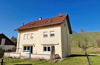 Haus kaufen in 75056 Sulzfeld, 2005 komplett NEU aufgestockt – Zweifamilienhaus traumhafte Lage an den Weinbergen