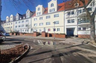 Wohnung kaufen in Am Markt, 18119 Rostock, 3-Zimmer ETW + Balkon + Terrasse im Zentrum von Warnemünde