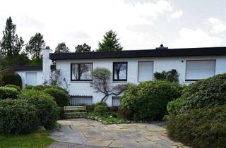 Haus kaufen in 21769 Lamstedt, RESERVIERT: Traumhaftes Eckgrundstück mit Sonne und Privatsphäre - großzügigem Bungalow, Schwimmbad und herrlichem Ausblick