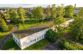 Gewerbeimmobilie kaufen in 01640 Coswig, Kleine Immobilie - großes Potential! Gewerbeimmobilie mit ca. 3.000 m² Grundstück zum Kauf!