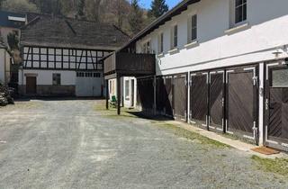 Anlageobjekt in Spiegel 26a, 95326 Kulmbach, Mehrfamilienhaus-Ensemble mit Lagerflächen