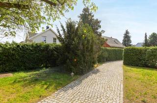 Grundstück zu kaufen in 12621 Kaulsdorf, Erschlossenes Baugrundstück in Kaulsdorf-Süd - Vermessen, beräumt & provisionsfrei!