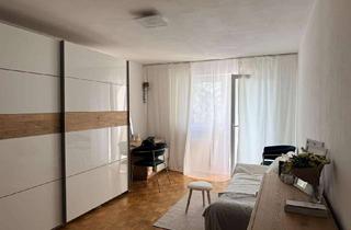 Wohnung kaufen in Hohe Warte, 91080 Spardorf, Ruhiges Wohnjuwel in Spardorf: Parkett, neue Fenster & saniertes Bad mit Süd-Loggia