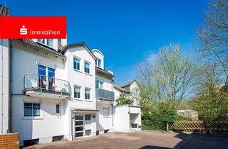 Wohnung kaufen in 65936 Sossenheim, Frankfurt-Sossenheim: Charmante Dachgeschoss-Maisonette mit viel Platzangebot