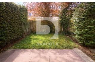Wohnung kaufen in 71083 Herrenberg, EG-Wohnung mit Garten & Atrium – frisch saniert , 2 PKW Stellplätze und bezugsfrei