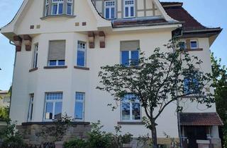 Wohnung kaufen in 61348 Bad Homburg, Charmante Altbauwohnung in Bahnhofsnähe