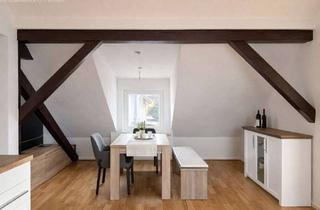 Wohnung mieten in Schloßplatz 19, 77866 Rheinau, Sanierte 2-Zimmer-DG-Wohnung im Fachwerkhaus mit EBK & Parkett