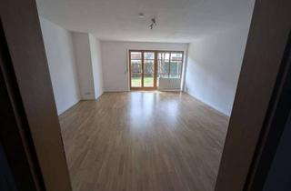 Wohnung mieten in 82110 Germering, Frisch renovierte 1-Zimmer-Wohnung mit großem Garten & TG-Stellplatz – nur im Gesamtpaket