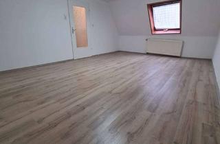 Wohnung mieten in Musterst 10, 71277 Rutesheim, 3 Zimmer Dachgeschoss Wohnung/ Stadtmitte