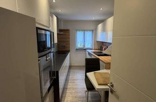 Wohnung mieten in Hausener Straße, 91336 Heroldsbach, Attraktive 8-Zimmer-Wohnung (ca. 130 m²) mit Balkon, Garage & Balkonkraftwerk in Toplage von Herolds