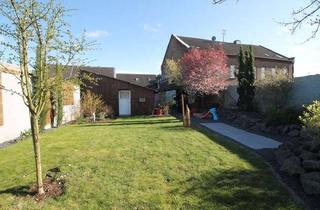 Einfamilienhaus kaufen in 52382 Niederzier, "Saniertes Einfamilienhaus mit attraktivem Grundstück!"
