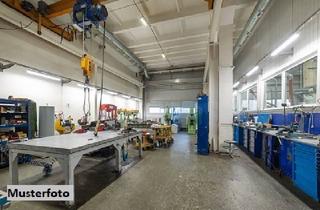 Gewerbeimmobilie kaufen in 96515 Sonneberg, Heimwerker gesucht! Werkstattgebäude mit Mehrfamilienhaus - provisionsfrei