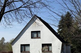 Einfamilienhaus kaufen in 23558 Lübeck, Baugrundstück mit Entwicklungspotenzial in Lübeck - Moislinger Allee 118 – 886 m² Grundstück