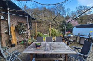 Wohnung kaufen in Lösseler Straße, 58644 Iserlohn, Iserlohn - Haus im Haus Etagenwohnung mit Garten und Garage
