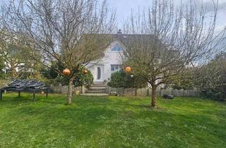 Einfamilienhaus kaufen in 90542 Eckental, Eckental - Modernes Einfamilienhaus mit Wintergarten & nachhaltiger Solartechnik