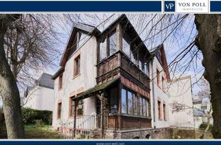 Einfamilienhaus kaufen in 60389 Frankfurt, Frankfurt am Main - Teilsaniertes Zweifamilienhaus aus der Jahrhundertwende mit großem Garten