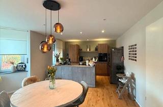 Wohnung kaufen in 52074 Aachen, Aachen - Renovierte Wohnung mit Terrasse und Garten im Zentrum von Kelmis