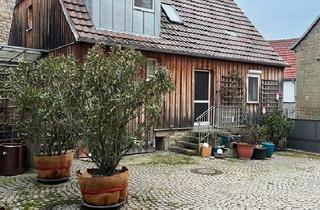 Bauernhaus kaufen in 97318 Kitzingen, Kitzingen - Bauernhof mit ausgebauter Scheune (Pferdehaltung)