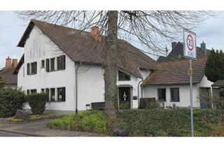 Haus kaufen in 66793 Saarwellingen, Saarwellingen - Zwei Familien Haus