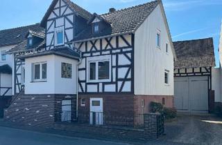Einfamilienhaus kaufen in 35274 Kirchhain, Kirchhain - Einfamilienhaus mit großem Garten, Scheune & viel Platz