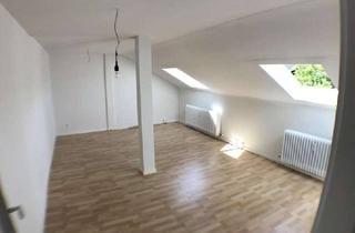 Wohnung kaufen in 68165 Schwetzingerstadt, Schöne Dachgeschoss-Wohnung nahe Wasserturm