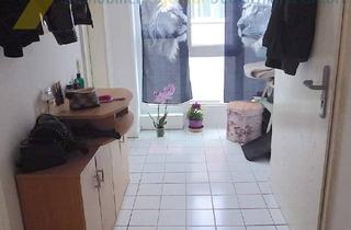 Wohnung kaufen in 65232 Taunusstein, 1,5 Zimmer Wohnung mit Balkon in Hochparterre